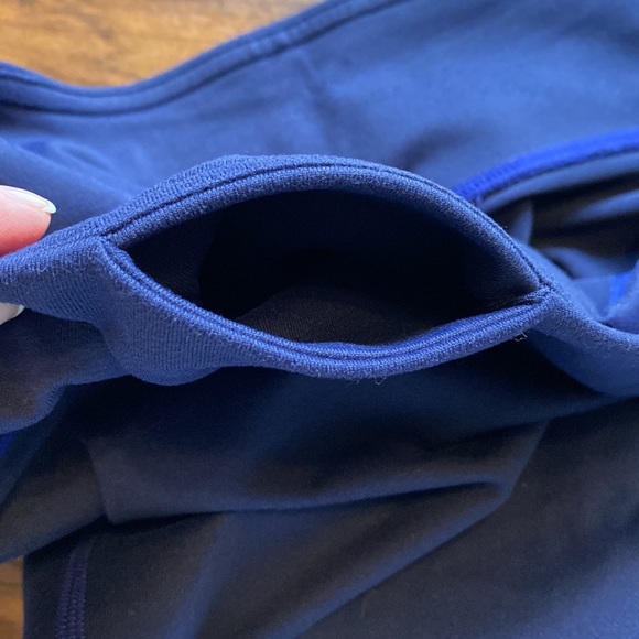 Salar Statement Powerhold Fabletics Legging - Picture 5 of 7